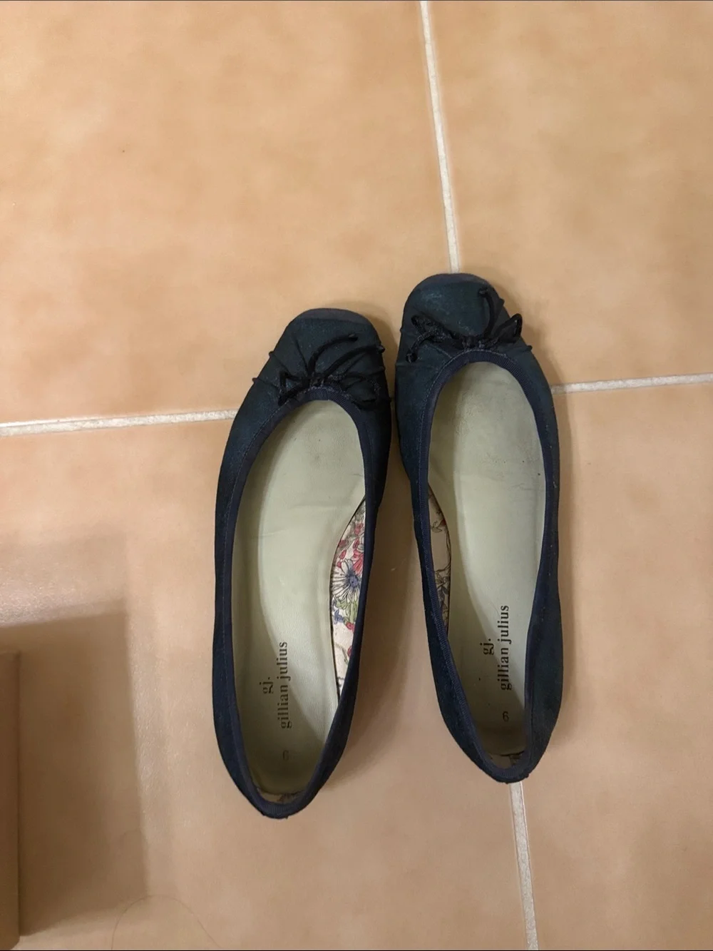 Women's navy Bow Ballet Flats by Giillian Julius